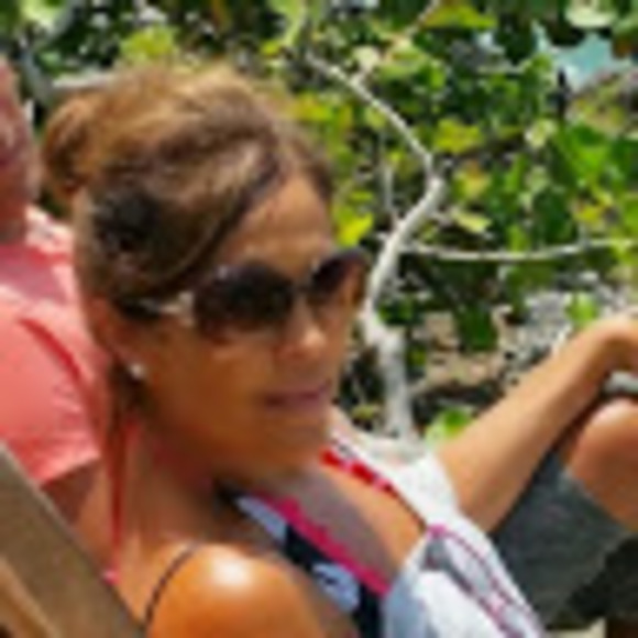 Meet your Posher, Catherine de silva - Picture 1 of 1